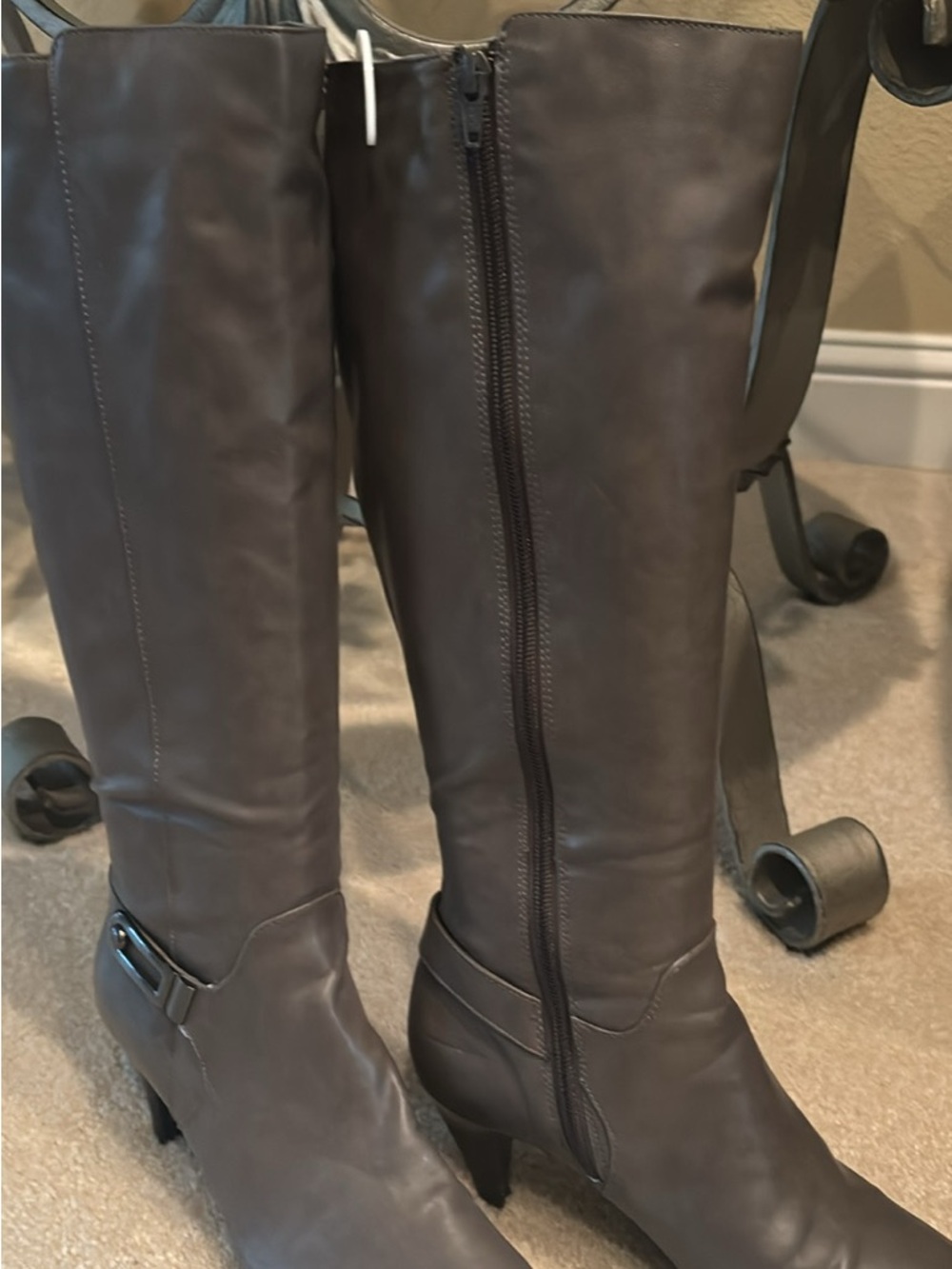 Women’s grey boots